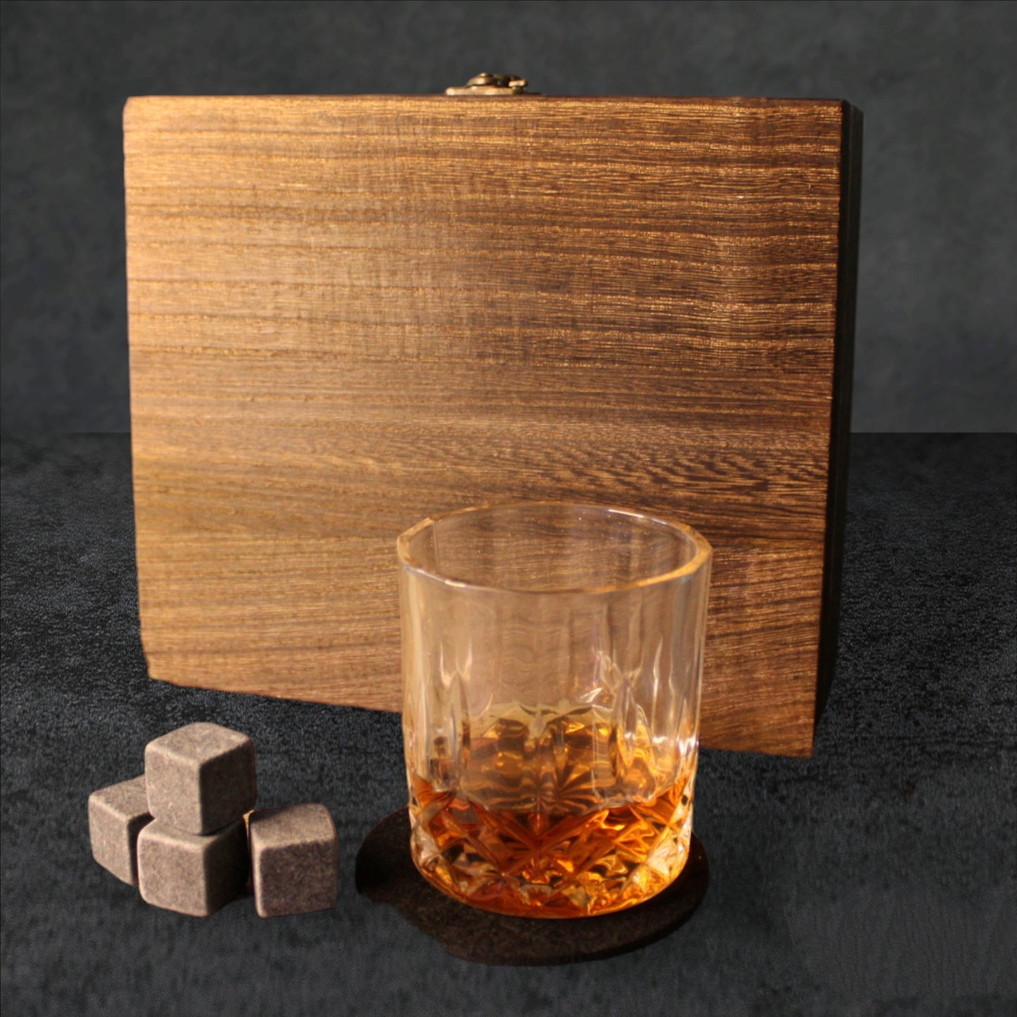 Juego de regalo de whisky personalizado de 2